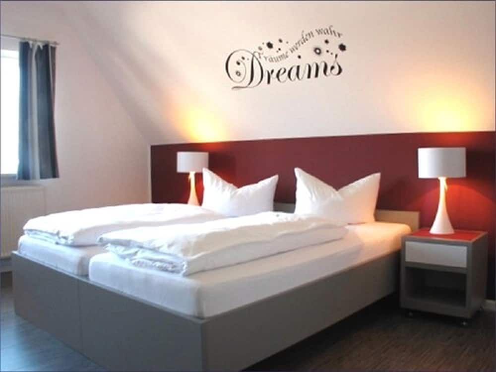 Classic Double or Twin Room photo 2