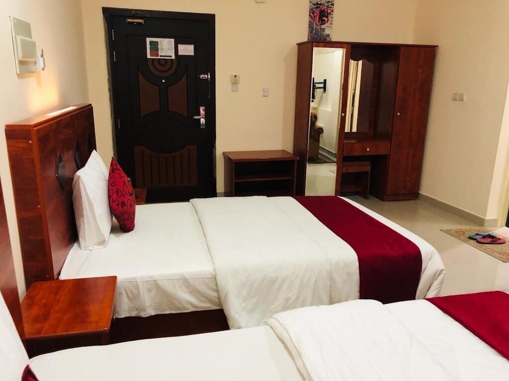 Basic Twin Room photo 3