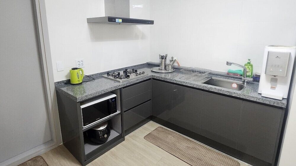 Room (private house) - Photo 7