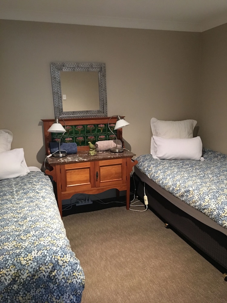 Cottage, 3 Bedrooms, Kitchen (Mid-Week Special) photo 3