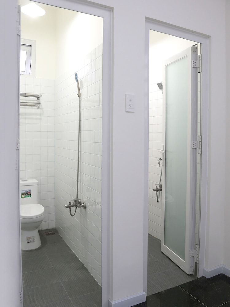 Standard Double Room, 1 Double Bed, Non Smoking, Shared Bathroom photo 3