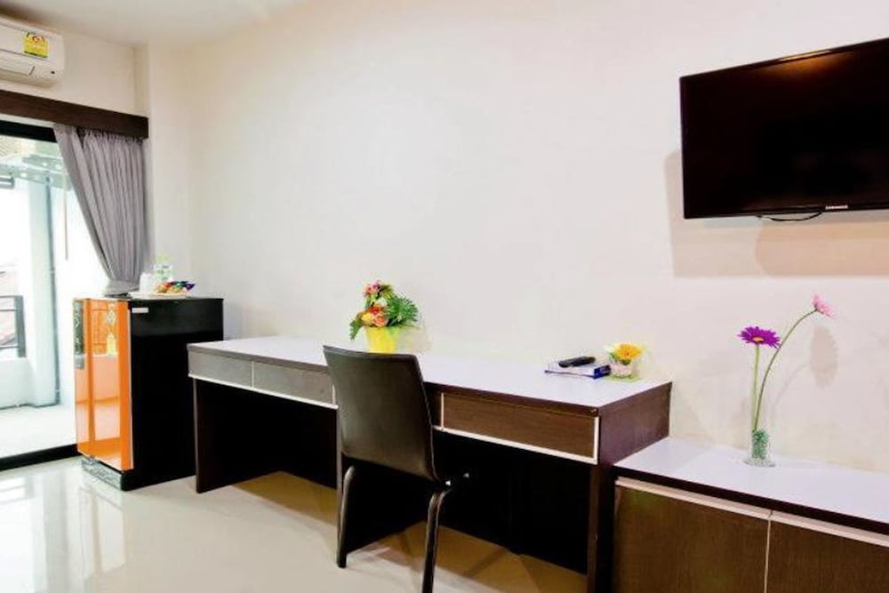 Family Room photo 2
