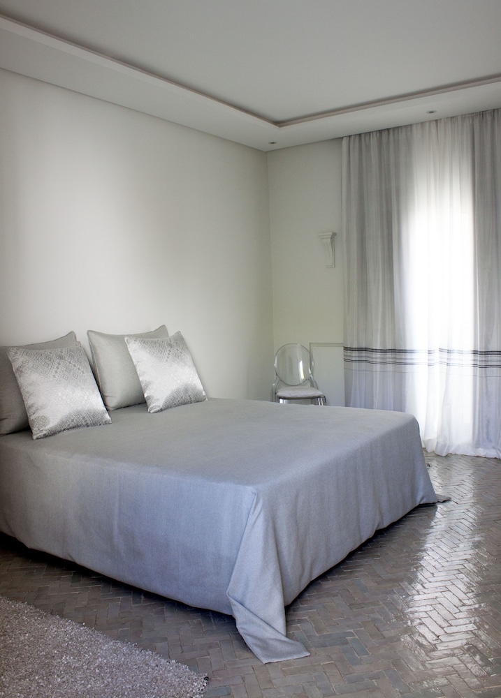 Premium Double or Twin Room (Favorite) photo 3