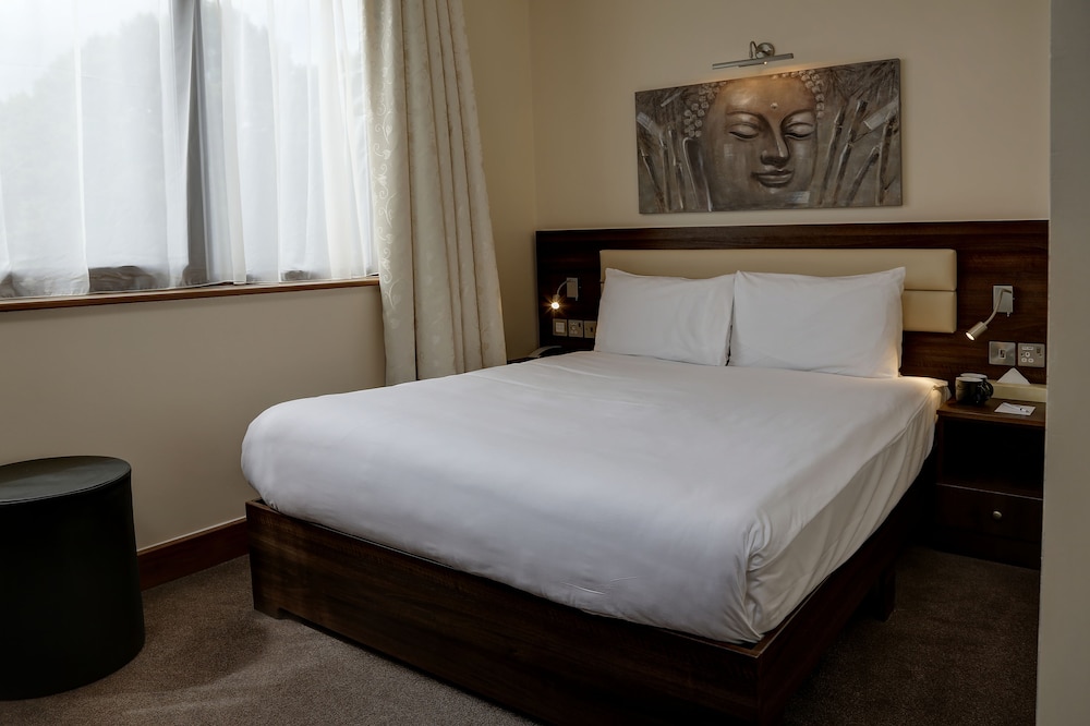 Standard Double or Twin Room photo 1
