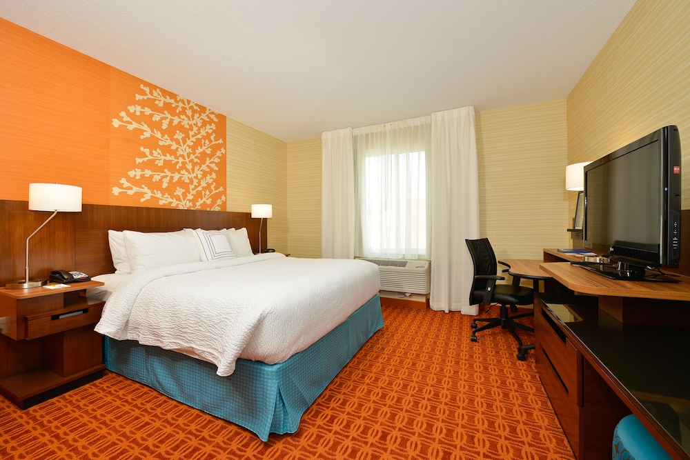 Room, 1 King Bed (Mobility Accessible, Transfer Shower)