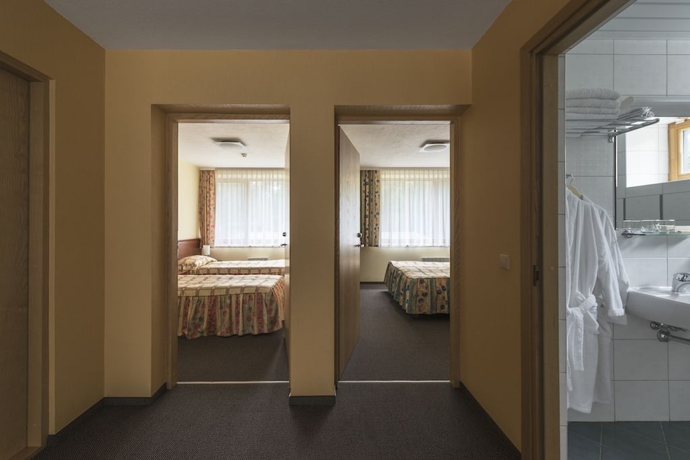 Apartment, 2 Bedrooms photo 3
