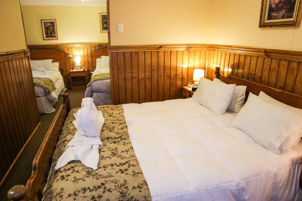 Family Quadruple Room photo 2