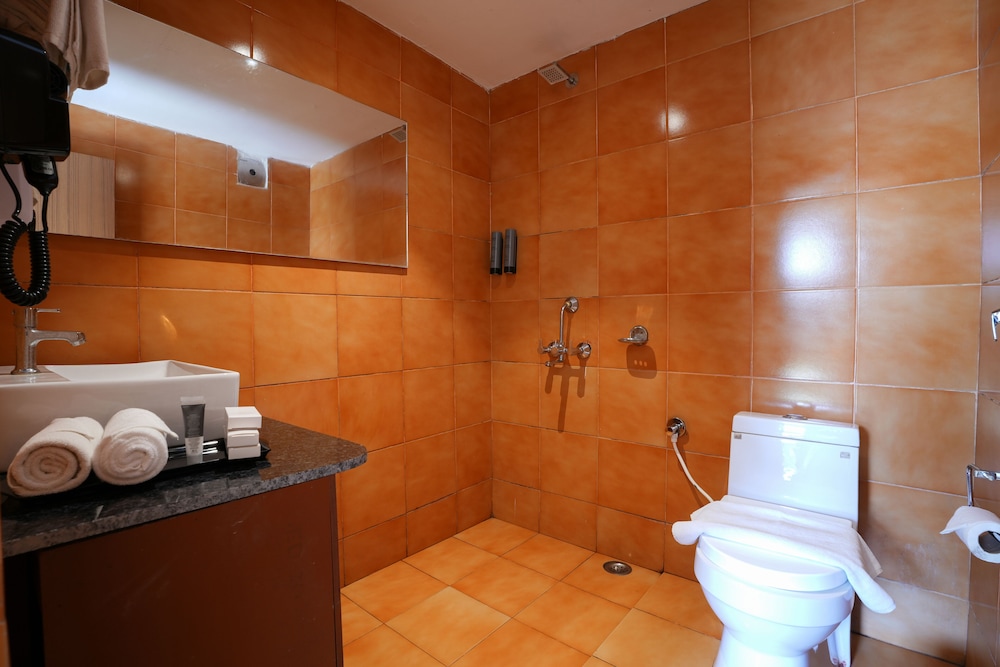 Deluxe Cottage - Photo 2