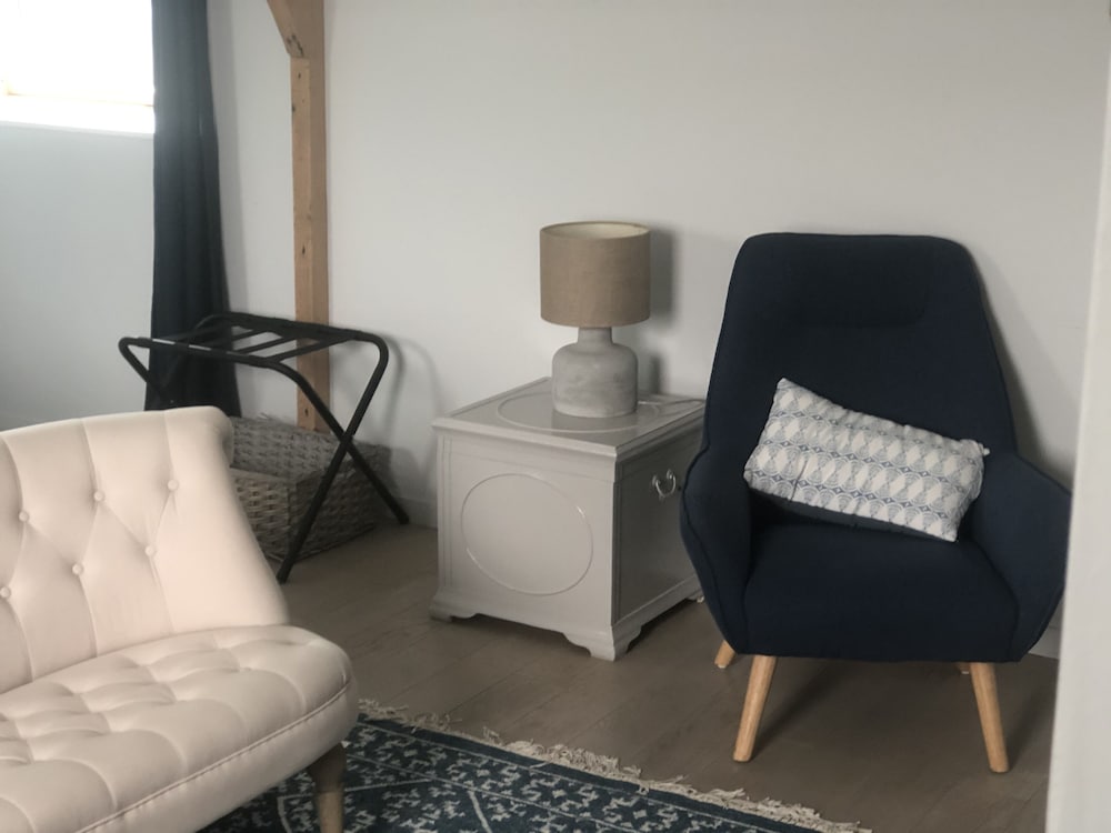 Double Room, Ensuite (Bleuet) photo 3