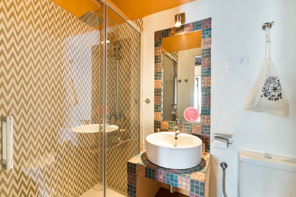 Superior Double Room - Photo 8