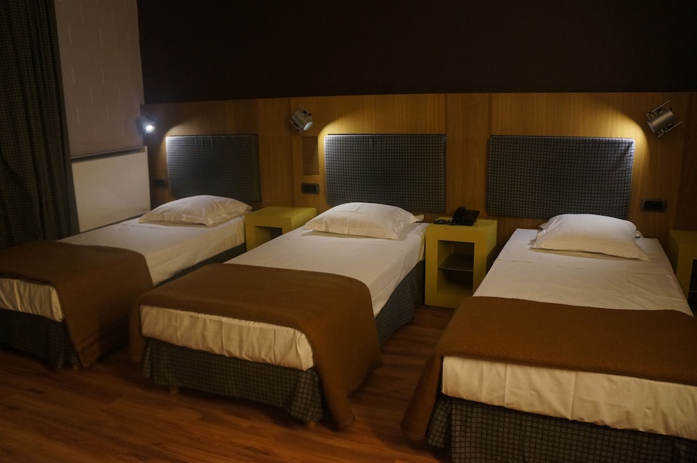 Triple Room - Photo 6