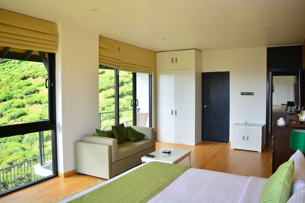 Deluxe Double Room, 1 Queen Bed, Mountain View