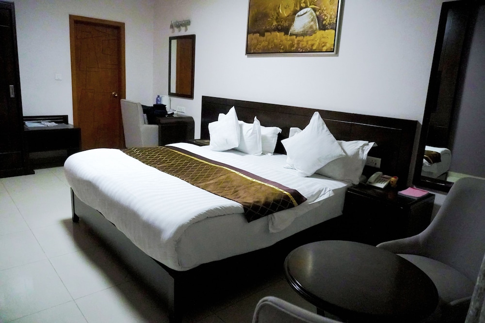 Deluxe Double Room photo 3