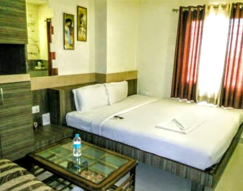 Royal Room - Photo 4