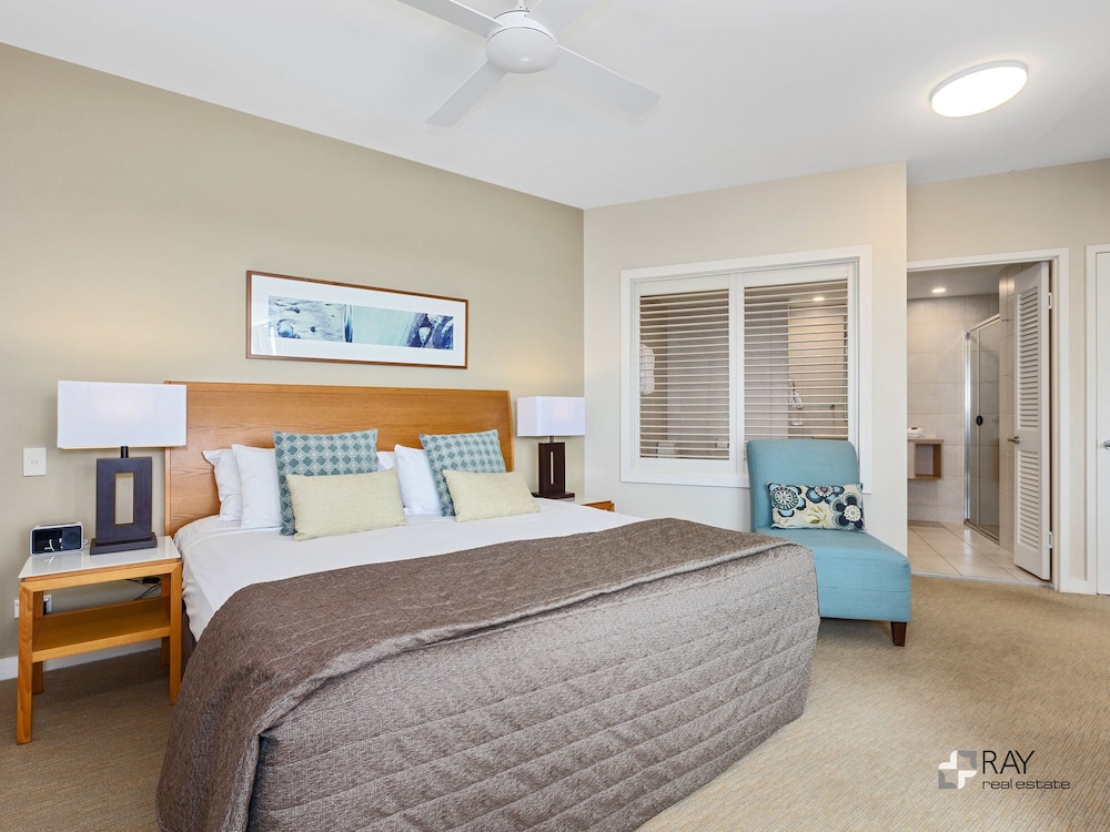 One Bedroom Spa Suite