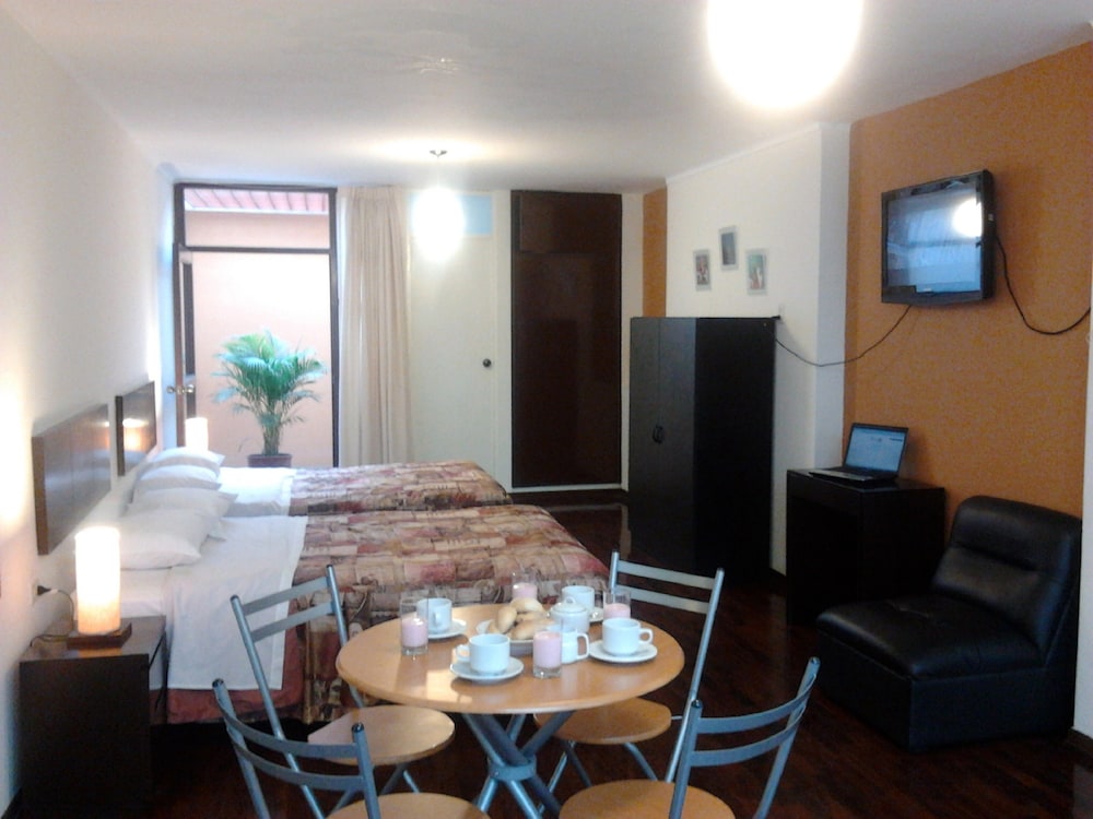 Family Room photo 1