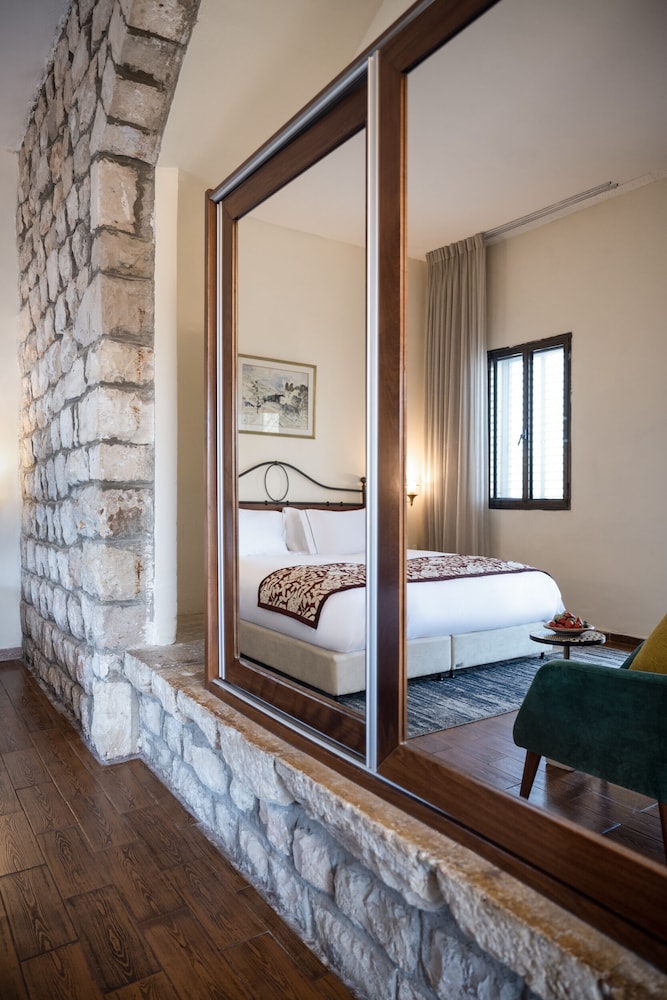 Rimon Lane Room (Authentic Wing) - Photo 11