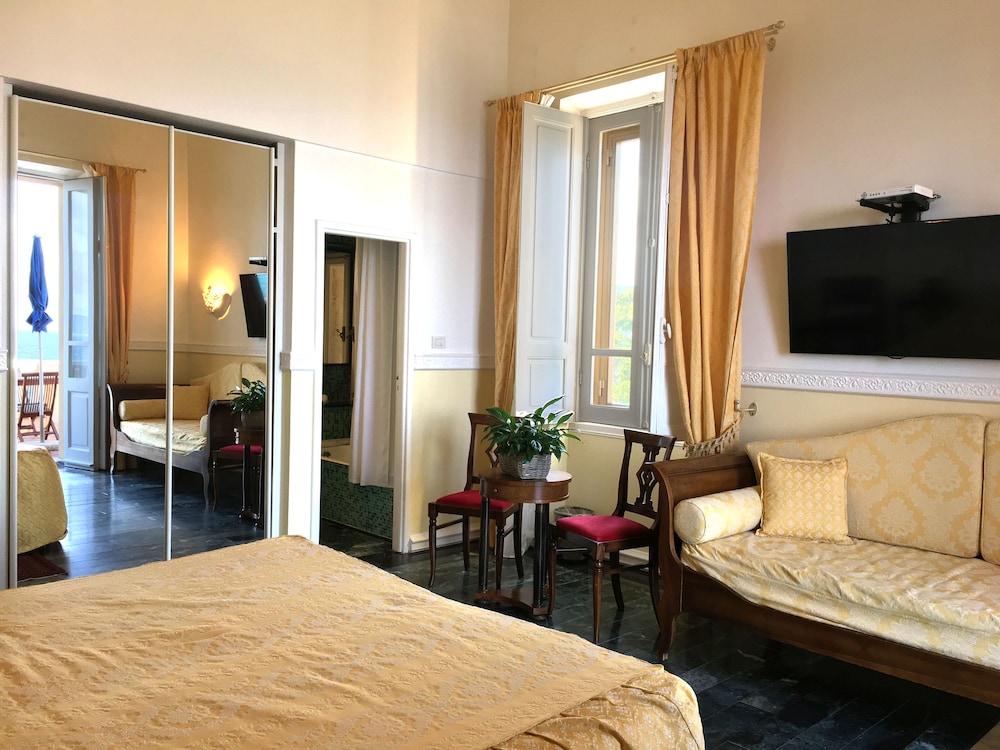 Triple Room, Balcony, Sea View