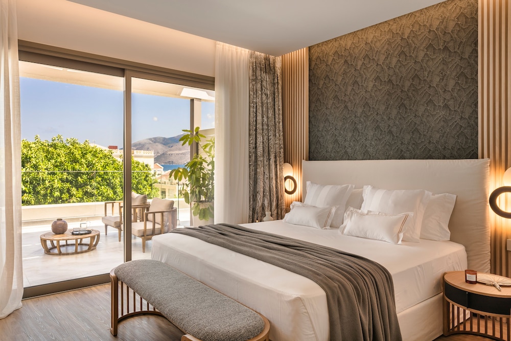 Deluxe Studio Suite