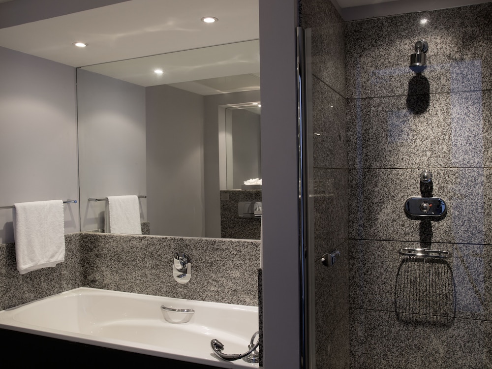 Junior Suite - Photo 12