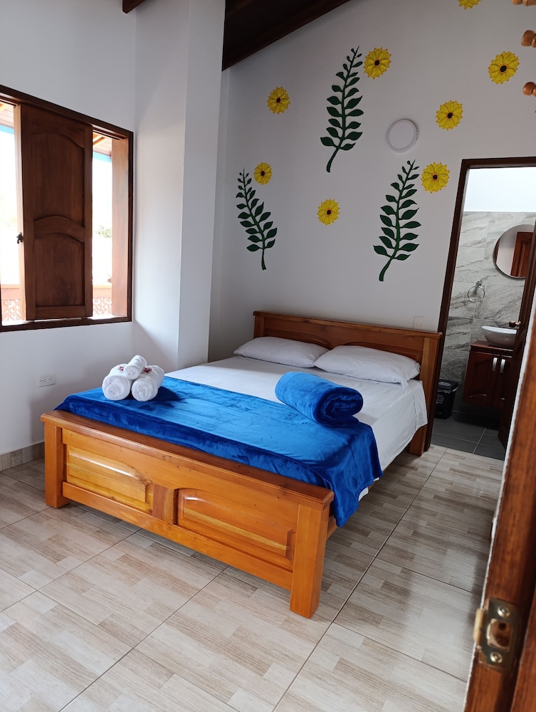 Panoramic Room, Patio, Mountain View photo 1