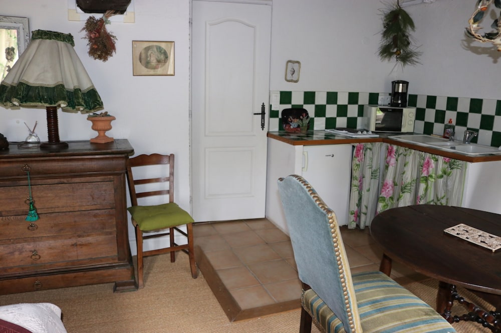 Comfort Room photo 3