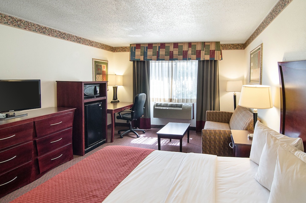 Standard Room, 1 King Bed with Sofa bed, Non Smoking (2 person Sofa Bed)