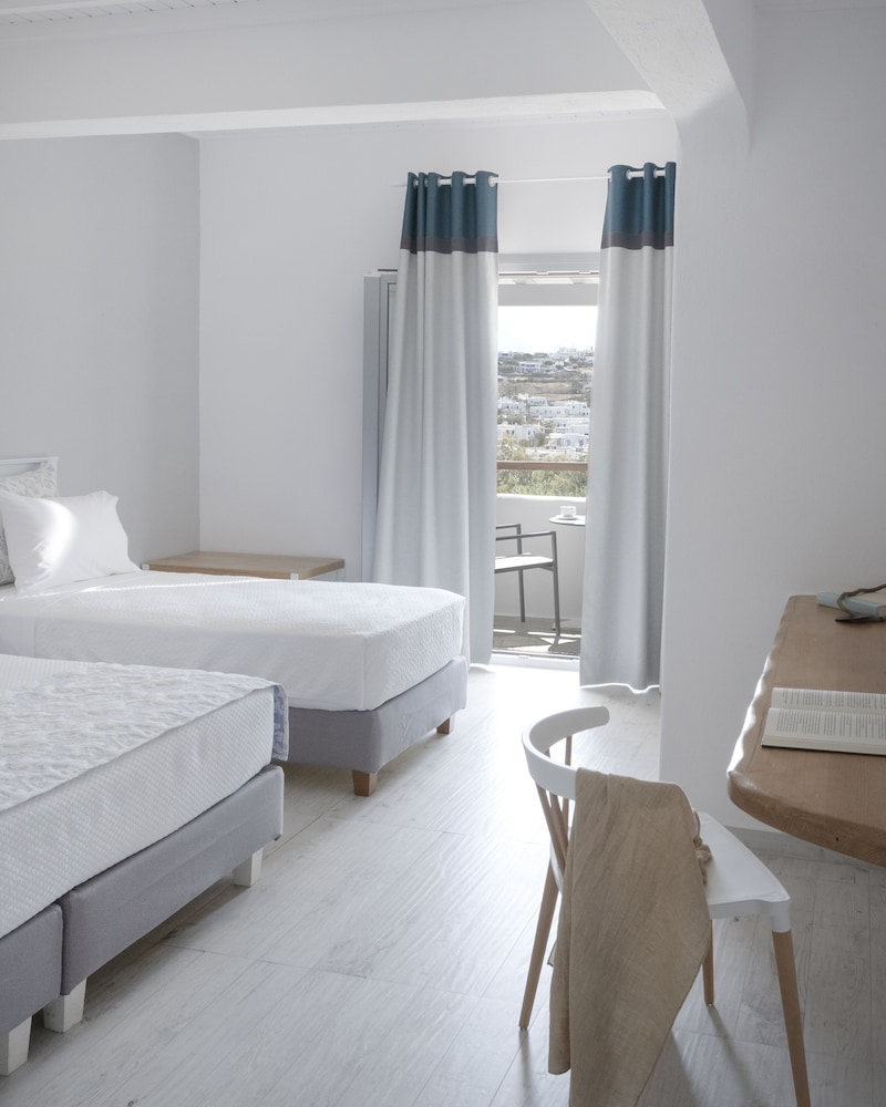Soulful Triple Partial Sea View - Photo 1