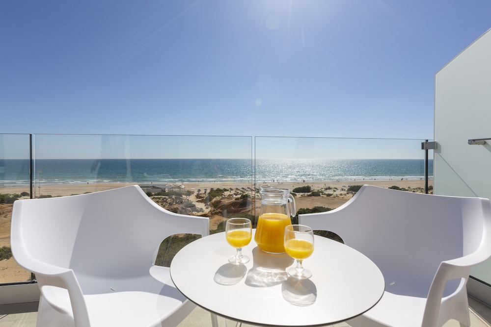 Triple Room, Balcony, Sea View (2 adults + 1 child)