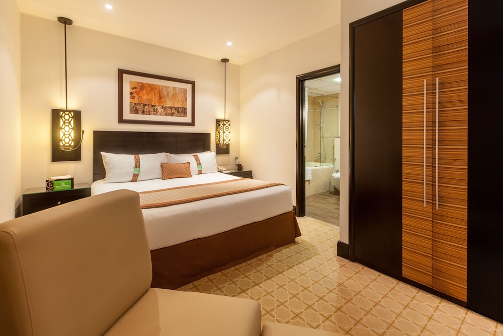Suite, 1 Bedroom, Balcony photo 3