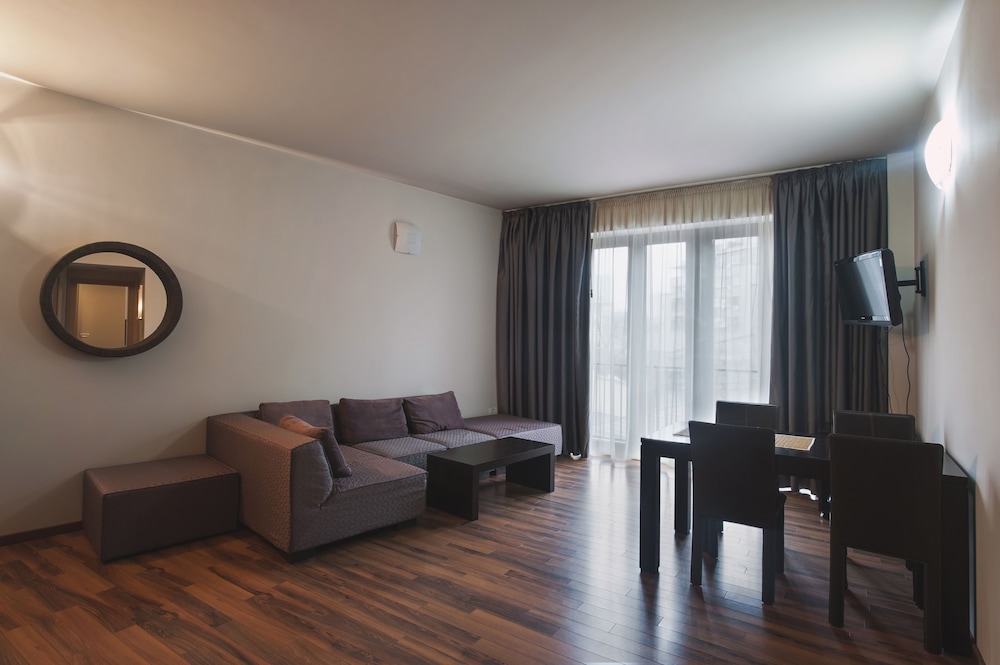 מלון המינגווי רזידנס — Family Room