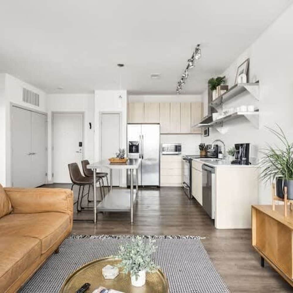 Cozysuites l Chic 1BR Bottleworks Indy 5, Foto 35