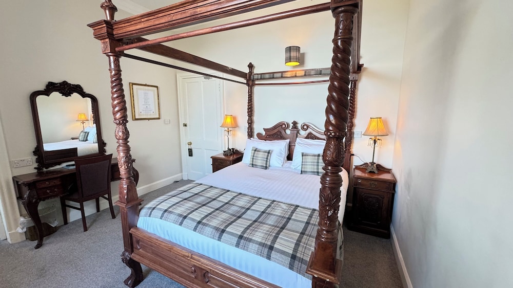 Twin Room, Connecting Rooms, Sea View (Fort George) photo 2