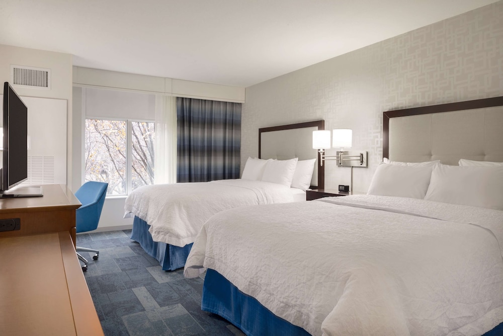 Room, 2 Queen Beds, Accessible, Non Smoking (Roll In Shower) photo 2