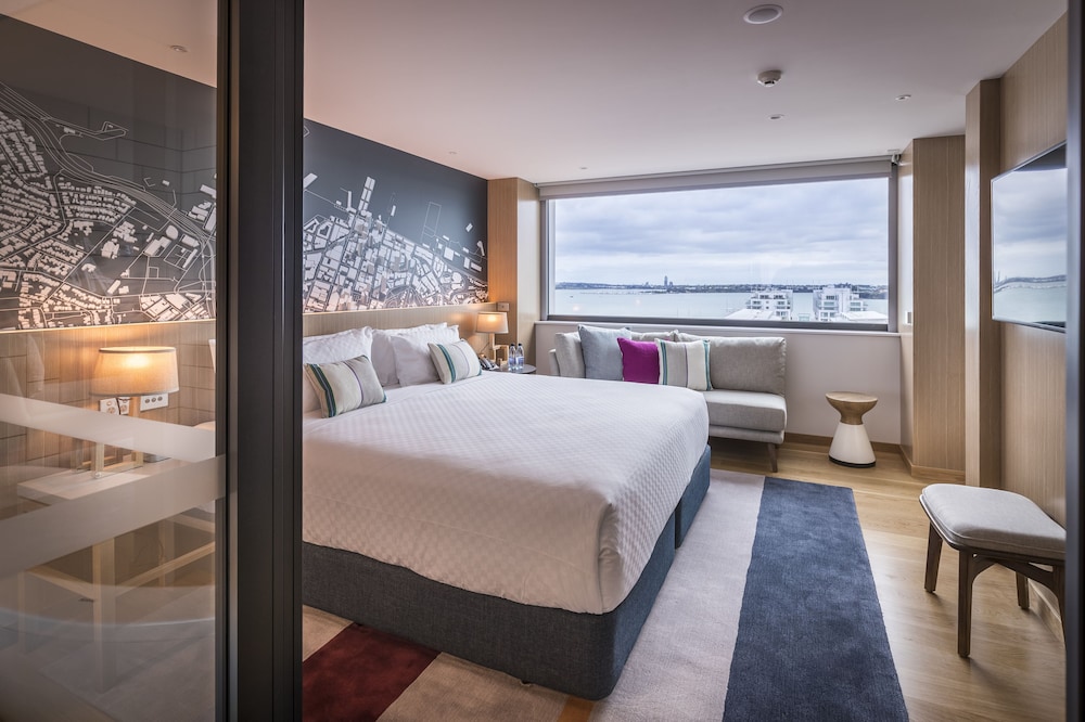 Suite (Harbour View Inclusions Galore) - Photo 9