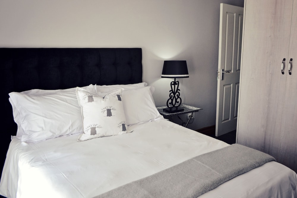 Double Room, 1 Queen Bed (№10) photo 1