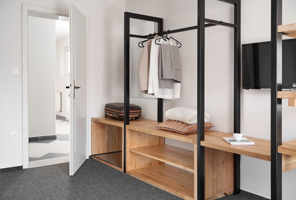 Standard Room photo 2