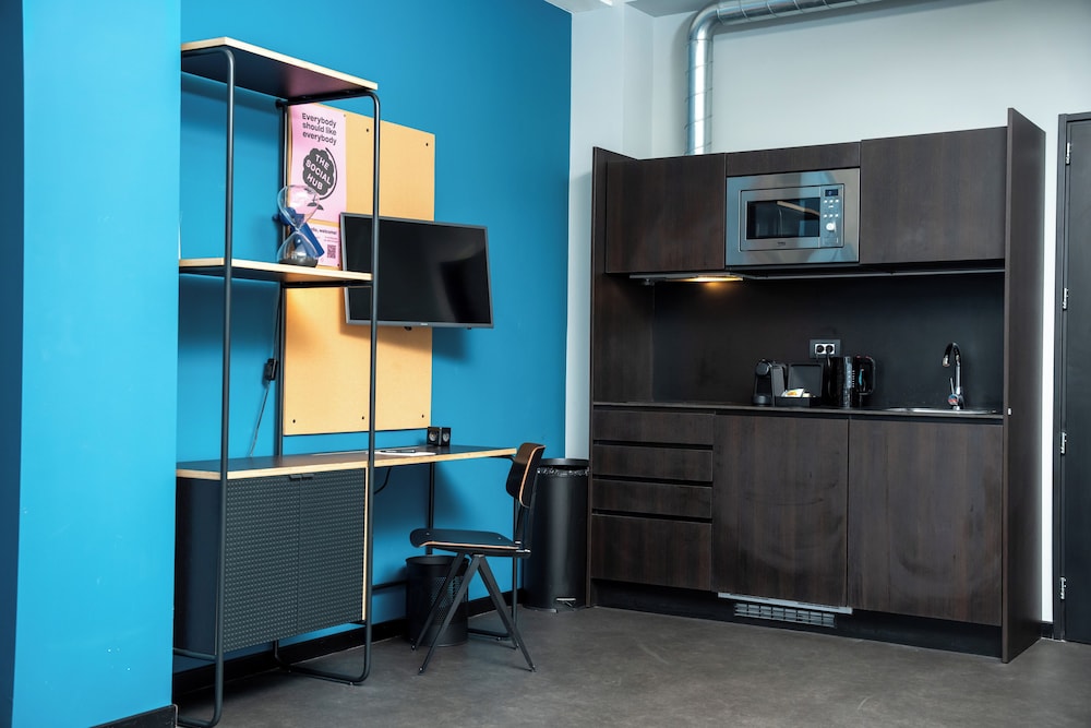 Deluxe Studio - Photo 5