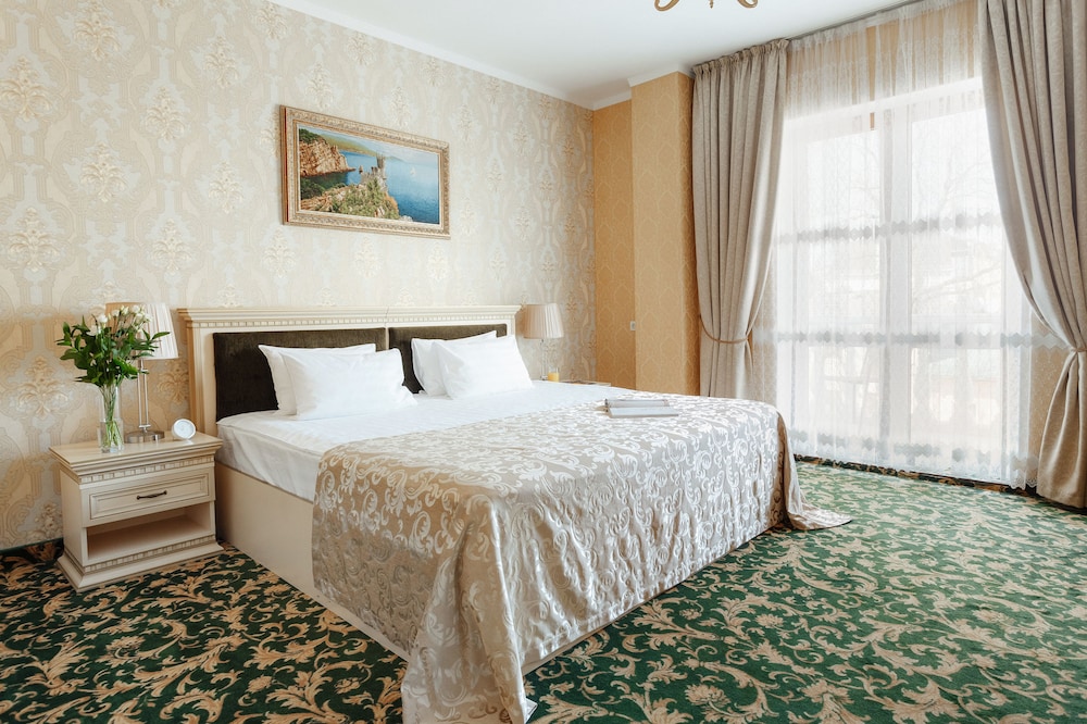 Romantic Room, Terrace, City View