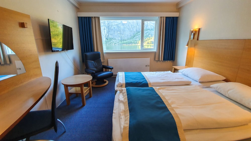 Economy Twin Room photo 1