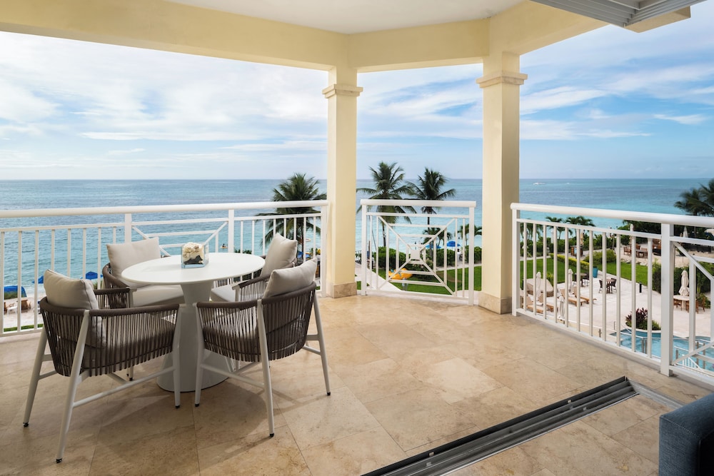 Deluxe Suite, 2 Bedrooms, Oceanfront - Photo 9