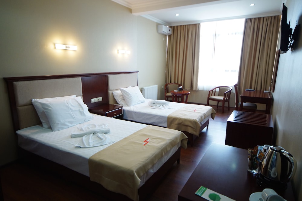 Superior Twin Room photo 2
