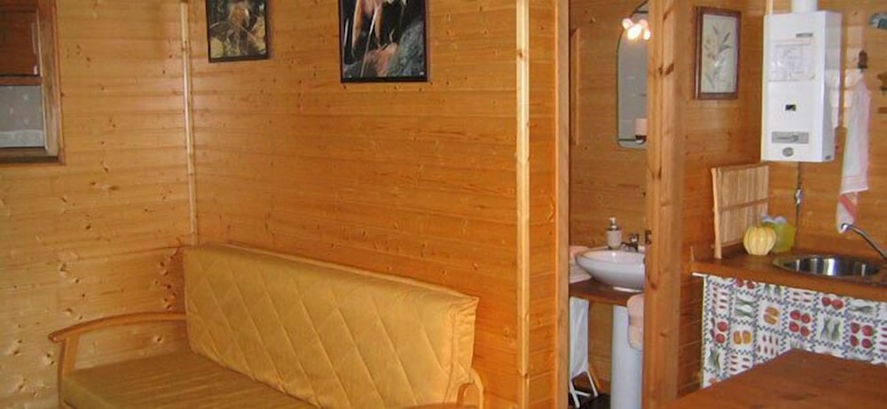 Cabin, 2 Bedrooms photo 3
