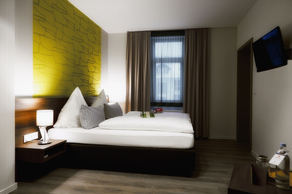 Double or Twin Room photo 1