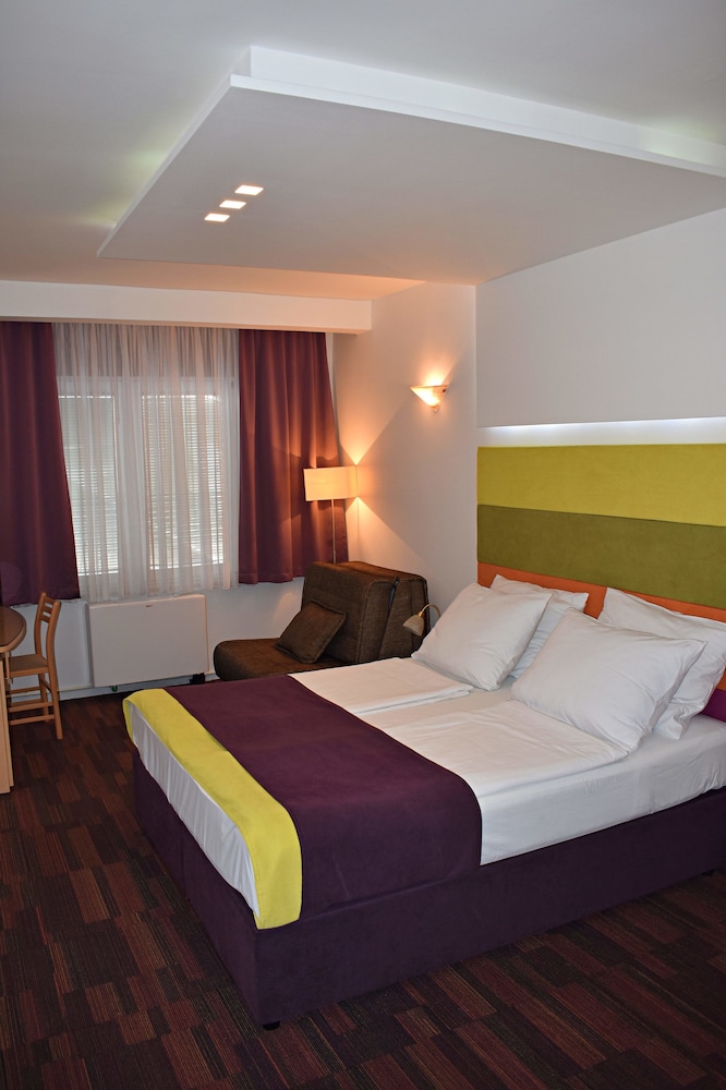 Economy Double Or Twin Room, 1 Bedroom