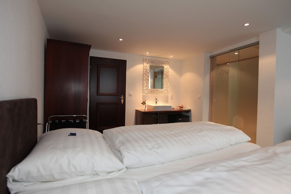Classic Double Room photo 3