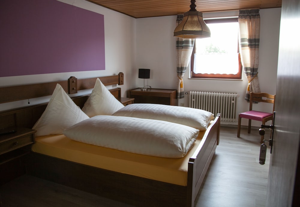 Standard Triple Room photo 3