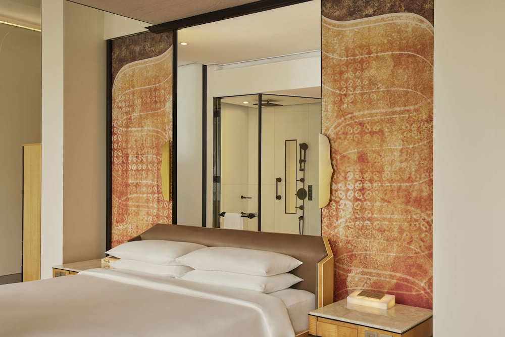 Room, 1 King Bed - Photo 1