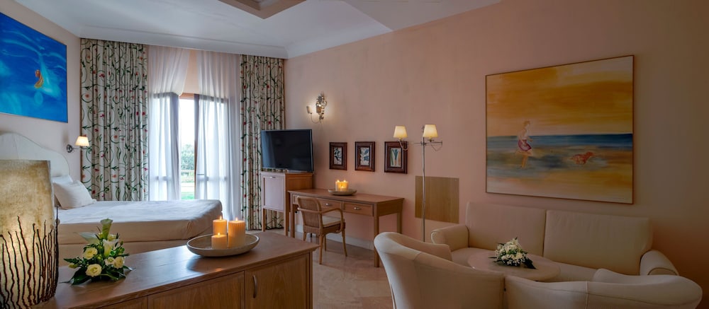 Superior Twin Room, Park View - Photo 2
