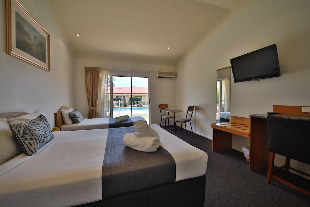 Standard Room photo 2